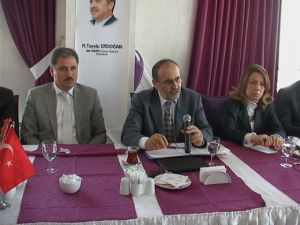 Ak Parti Genel Başkan Yardımcısı Salih Kapusuz: