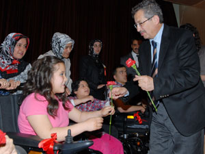 Anlamlı Haftada Anlamlı Hediye