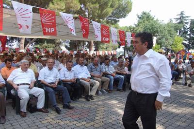 Kenan Evren yargılanamaz