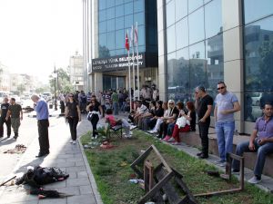 Kktcde Çöp Yığınları Büyümeye Devam Ediyor