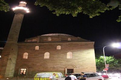 Priştine Camisi eski günlerine döndü