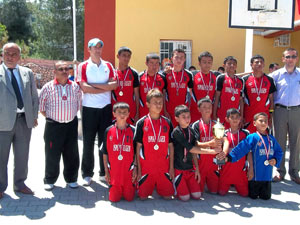 Fatmalı Yeşilkent İlköğretim Okulu’unda Voleybol Şenliği