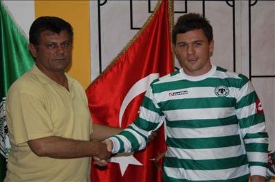 Konyaspor, Vukovic ile yollarını ayırdı