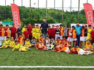 Grassroots Günü’nde 7.500 Çocuk Futbol Oynadı