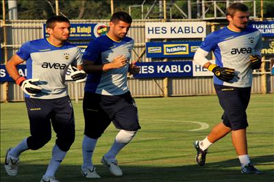 Fenerbahçe, hazırlıklarını sürdürdü 