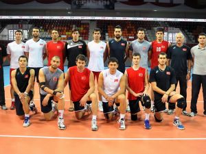 A Milli Erkek Voleybol Takımı Romanya Yolcusu