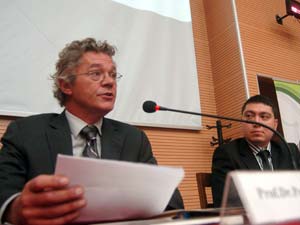 Adli Bilişim Suçları ve Biometrik Sistemler konferansı