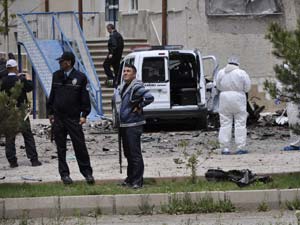 Dehşet Saçan Canlı Bomba Kahramanmaraşta da Uzman Çavuşu Ağır Yaraladı