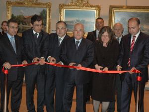 Cemil Çiçek, ‘ihtişam Ve Tevazu; Padişahın Ressam Kulları’ Sergisini Açtı