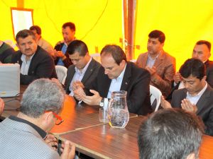 Ak Partili Ünal’dan Şehit Evine Taziye Ziyareti