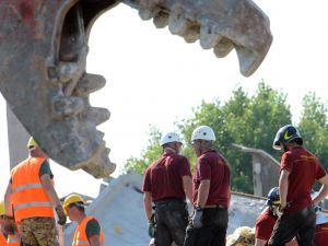 İtalyadaki Deprem: 15 Ölü