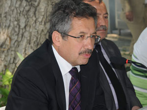 Poyraz, Şiir Festivalini Değerlendirdi