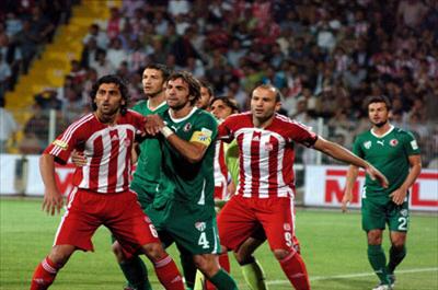 Bursaspor ilkleri başarmaya devam ediyor 