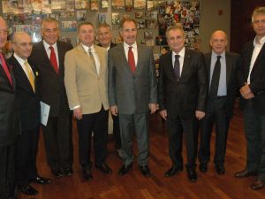 Bakan Günay, Ayasofya İle İlgili Tartışmalara Cevap Verdi