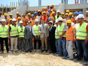 Suat Kılıç Mersin Stadyumu’nu İnceledi