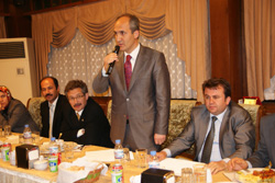 AK PARTİDEN TEŞEKKÜR YEMEĞİ