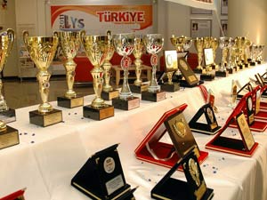 Sankolu Öğrenciler Başarılarını Kutladı