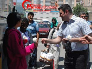 Öğrenciler davullu zurnalı karşılandı