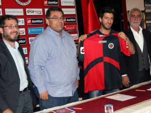 Gençlerbirliği, Mehmet Kara İle 3 Yıllık Sözleşme İmzaladı