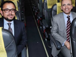 Pegasusu, Batmana İlk Tarifeli Seferinde Maliye Bakanı Şimşek Karşıladı