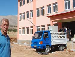 İşadamından Eğitime Şartlı Destek