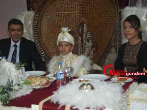 Kaymakam Akkoyunun oğlu Emre Akkoyun sünnet oldu