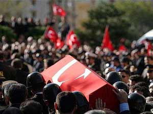 Bir askerimizi daha şehit verdik