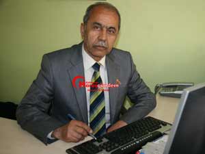 Siyasete giren bedeline katlanmalı