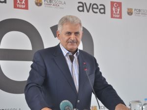 Bakan Yıldırım: Siyasetle Hizmeti Karıştırmayalım