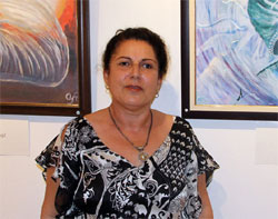 Ressam Karakız, Sergi Açtı  