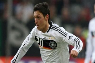 Asist Kralı Mesut
