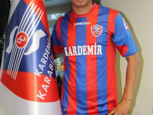 Kardemir Karabükspor İshak Doğan’ı Renklerine Bağladı
