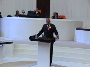 Özbolat kapatılan adliyeleri sordu