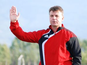 Hakkı Öztabağ, Çaykur Rizespor’la Anlaştı