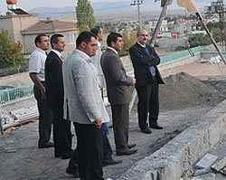 Vali Tanılır İnşaatı Süren Okulları Gezdi