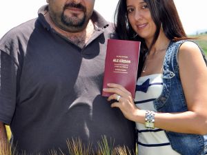 Ünlü Yönetmen Köyünde Nikah Kıydı