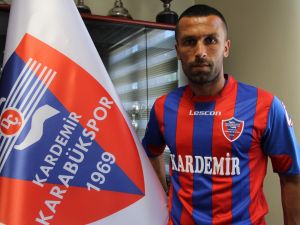 Karabükspor’da Çifte İmza