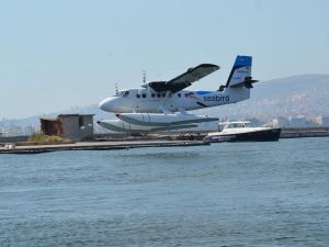 Bakan Yıldırım, Türkiye’nin İlk Hava Taksisini Tanıttı