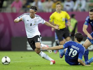Almanya, Avrupa Şampiyonasında Yunanistan’ı 4-2 Yendi