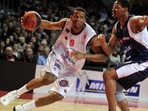 Banvit Sammy Mejia İle Anlaştı