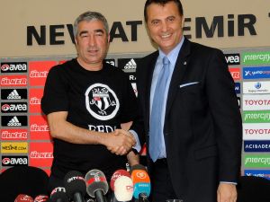 Samet Aybaba Resmi İmzayı Attı
