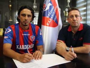 Karabükspor Kaptan Muhammet Özdin’le Sözleşme Yeniledi