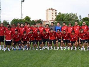 Kayseri Erciyesspor Top Başı Yaptı