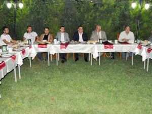 Gaziantepspor Yönetiminden Moral Yemeği