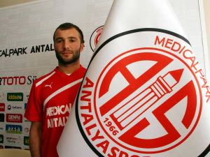 Murat Akın Medical Park Antalyaspor’da