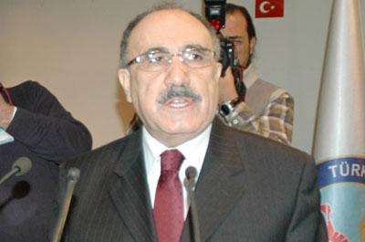 Bakan Atalay Muhalefete Yüklendi
