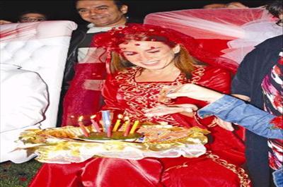 Tuzcuoğlu Kına Yaktı