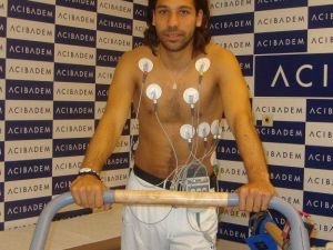 Beşiktaşın Yeni Transferi Olcay Şahan Sağlık Kontrolünden Geçti