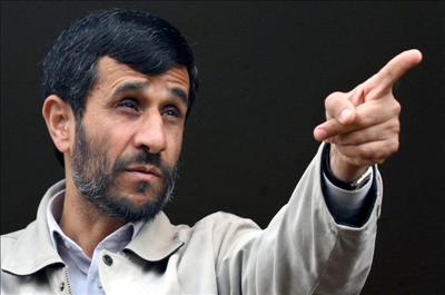 Ahmedinejad Taş Atacak Mı?