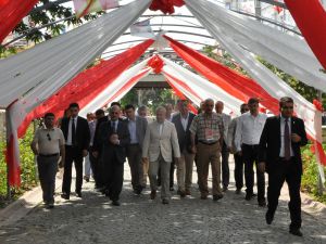 Bakan Bayraktar, Büyükçekmece’de İncelemelerde Bulundu